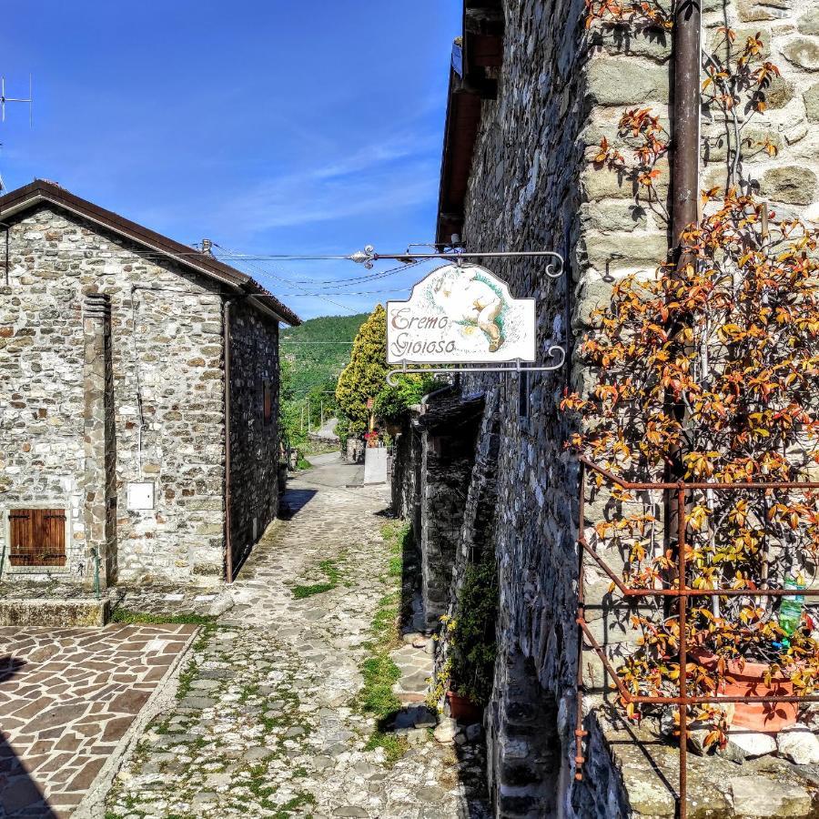 Eremo Gioioso Villa Pontremoli Exterior foto