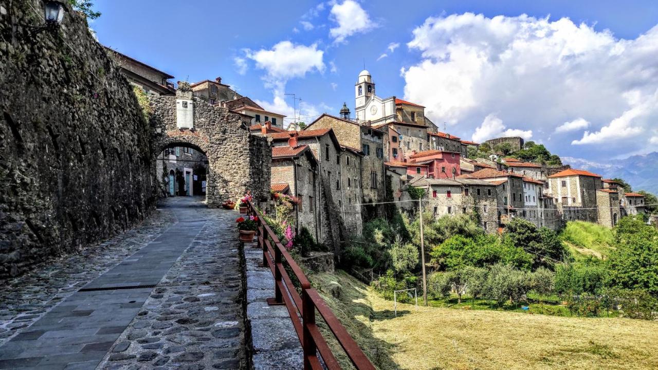 Eremo Gioioso Villa Pontremoli Exterior foto